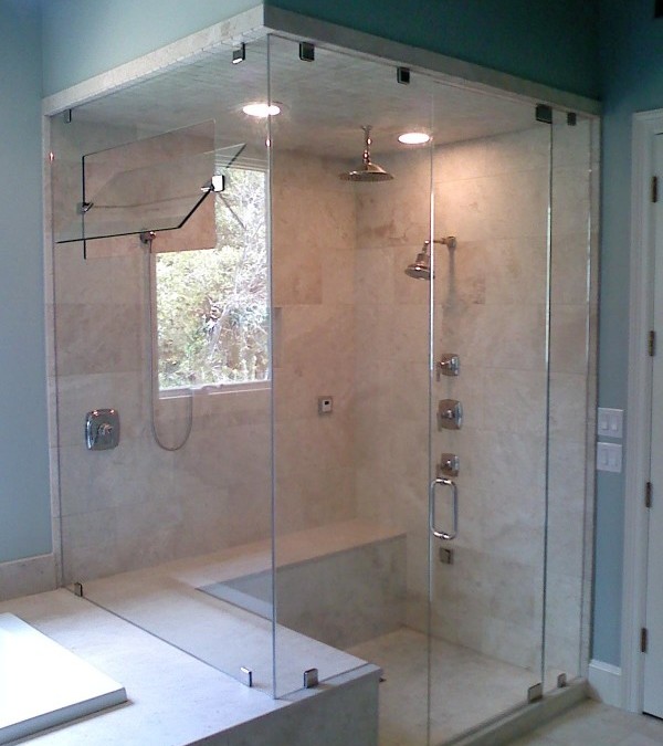 The Coziness and Convenience of Glass Shower Doors